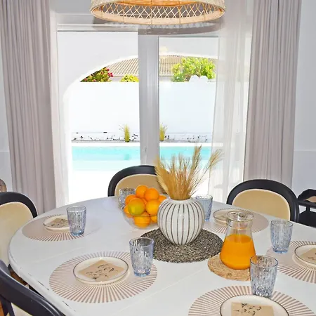 别墅 Anacasa Bacalla Les Marines Ch3400 *